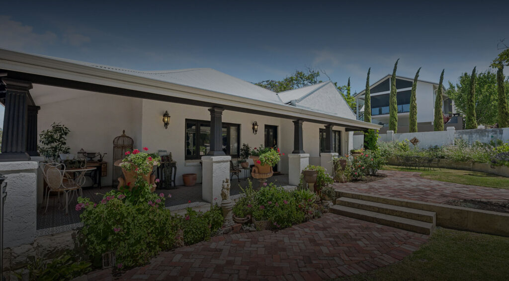 The Mooring, a four-room stay in Beaconsfield, Fremantle