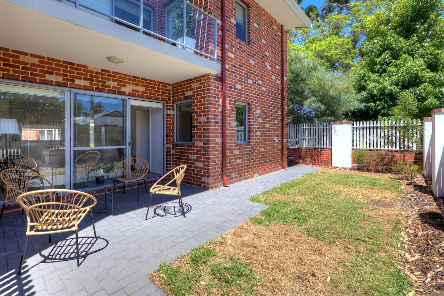 Luxury Apartment Near Swan Valley Louise Thompson